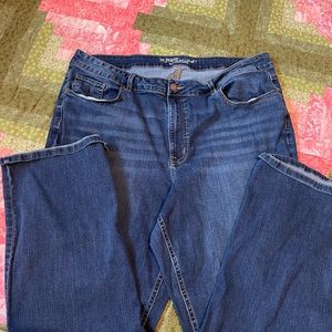 Maurice’s size 24W